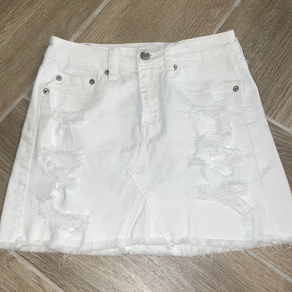 American Eagle white jean skirt